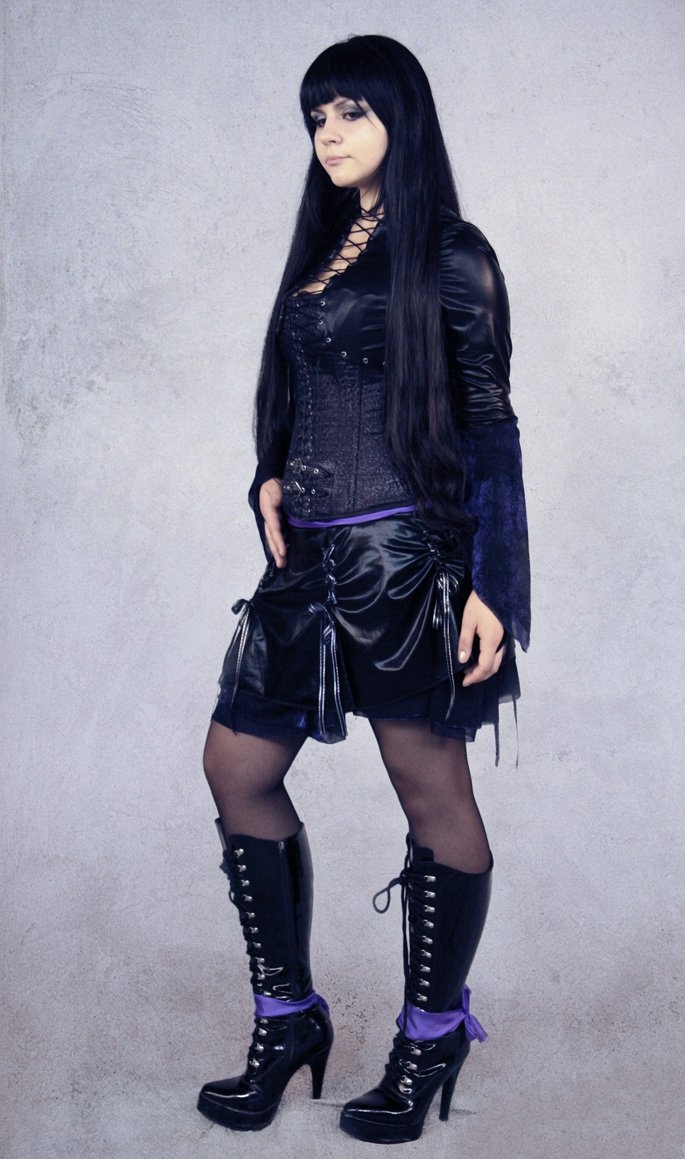 Brunette Gothic Girl wearing Black Sheer Pantyhose and Black Latex Miniskirt